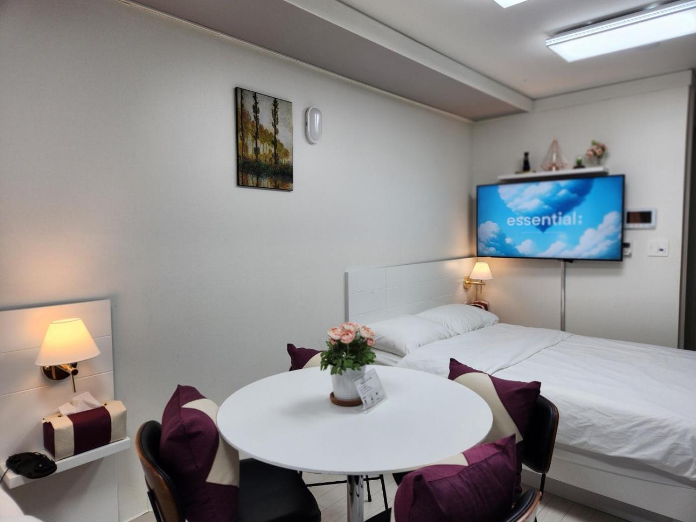 Daegu Star B&B Dsr Hotel Lily Guestroom Exterior foto